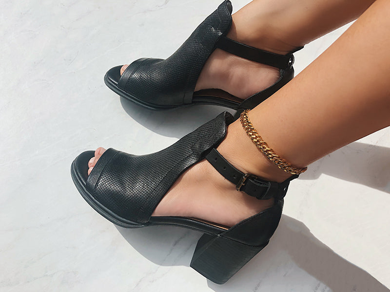 womens heeled sandals