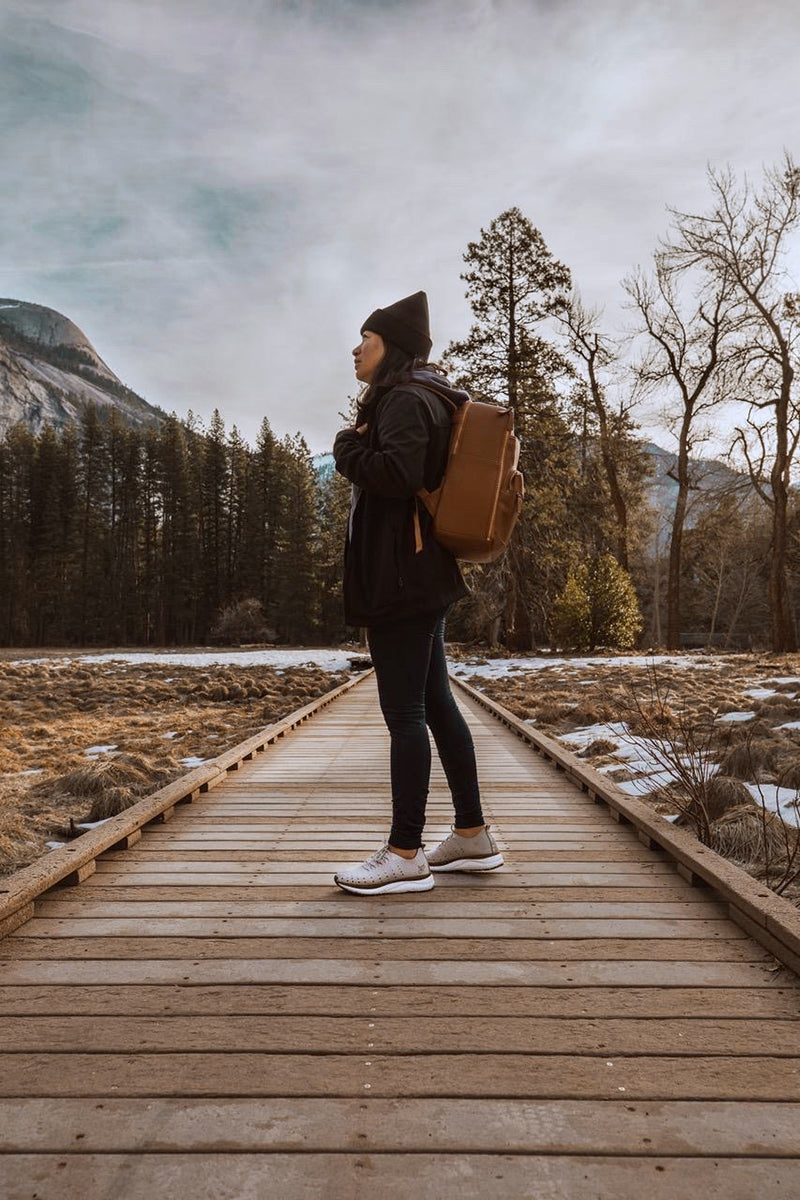 Travel blogger @thesixcs gives travel tips for traveling the national parks in otbt shoes