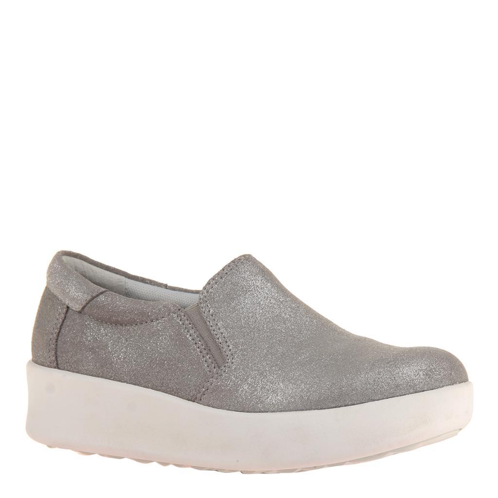 grey slip on tennis shoes