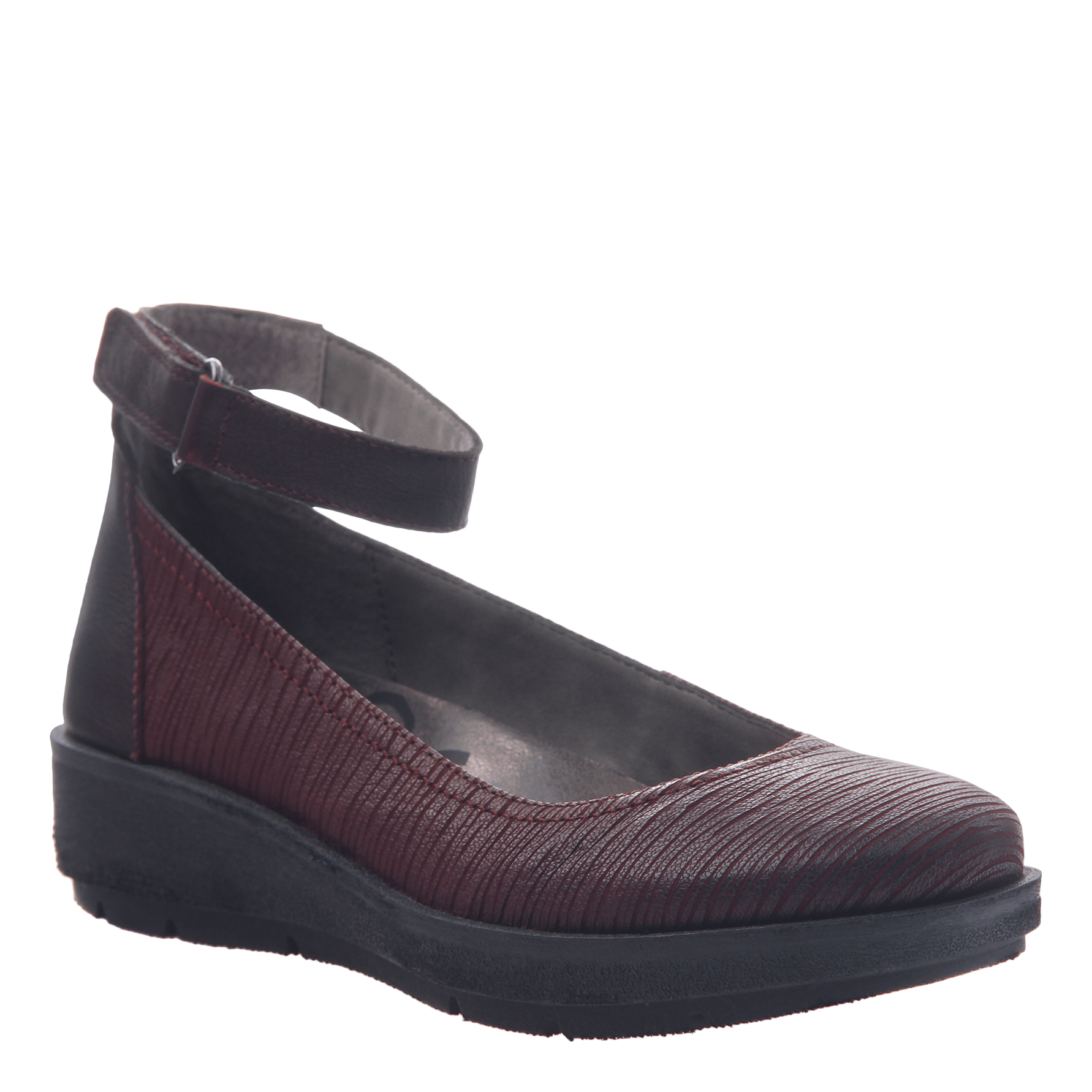 womens burgundy flats