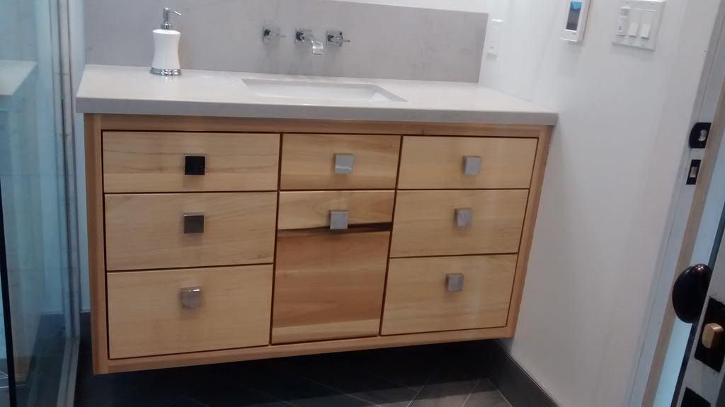 Stunning Inde Art Custom Built Poplar Wood Bathroom Vanity Cabinet