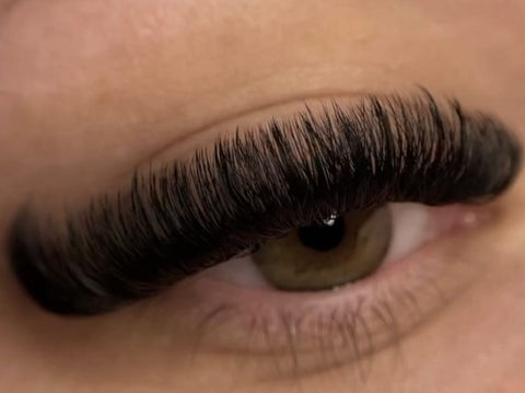 how to make mega volume lashes