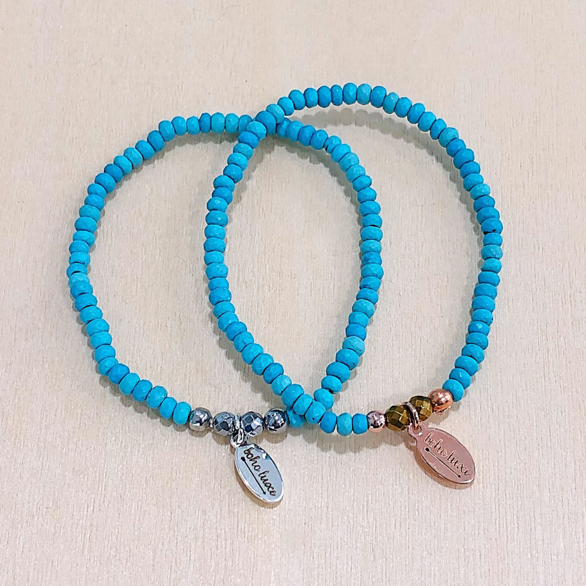 The Nikki - mini turquoise  - Semi-precious beads