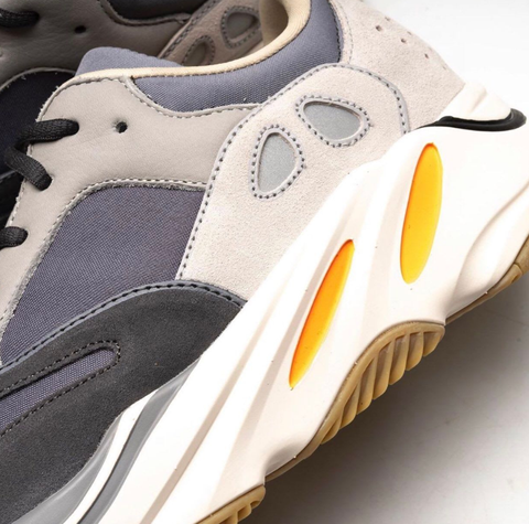 Detailed look at the Yeezy 700 Magnet