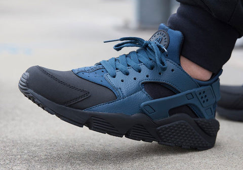 NIKE Air Huarache PRM Squadron Blue 