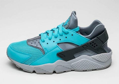 huaraches with laces