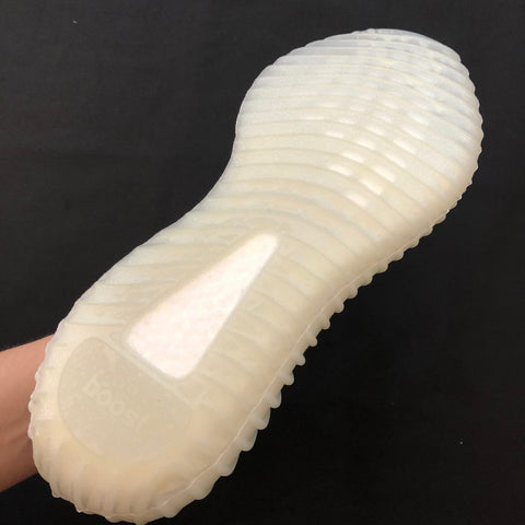 How to apply SNEAKERGUARD Sole Shields 