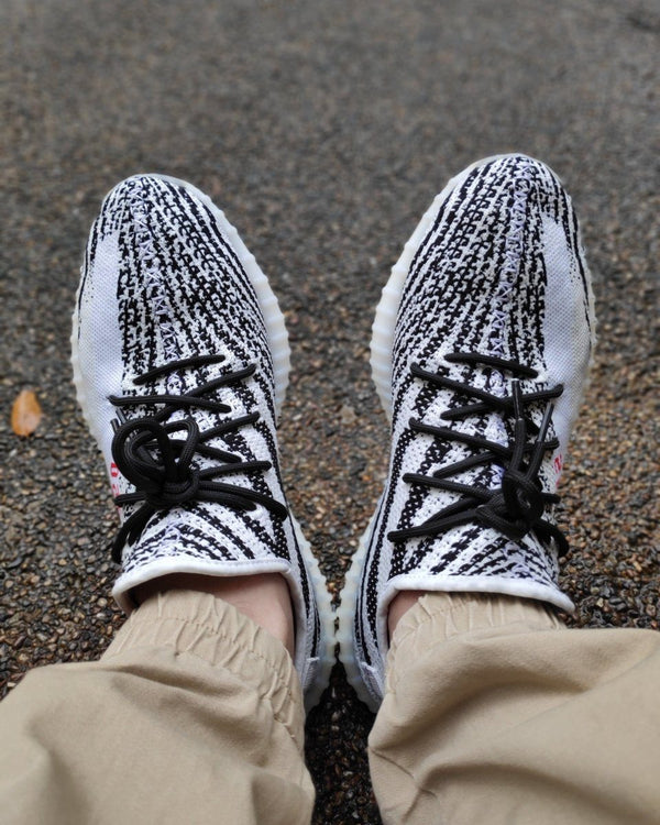 black yeezy white laces