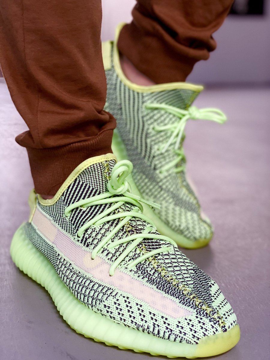 yeezy green laces