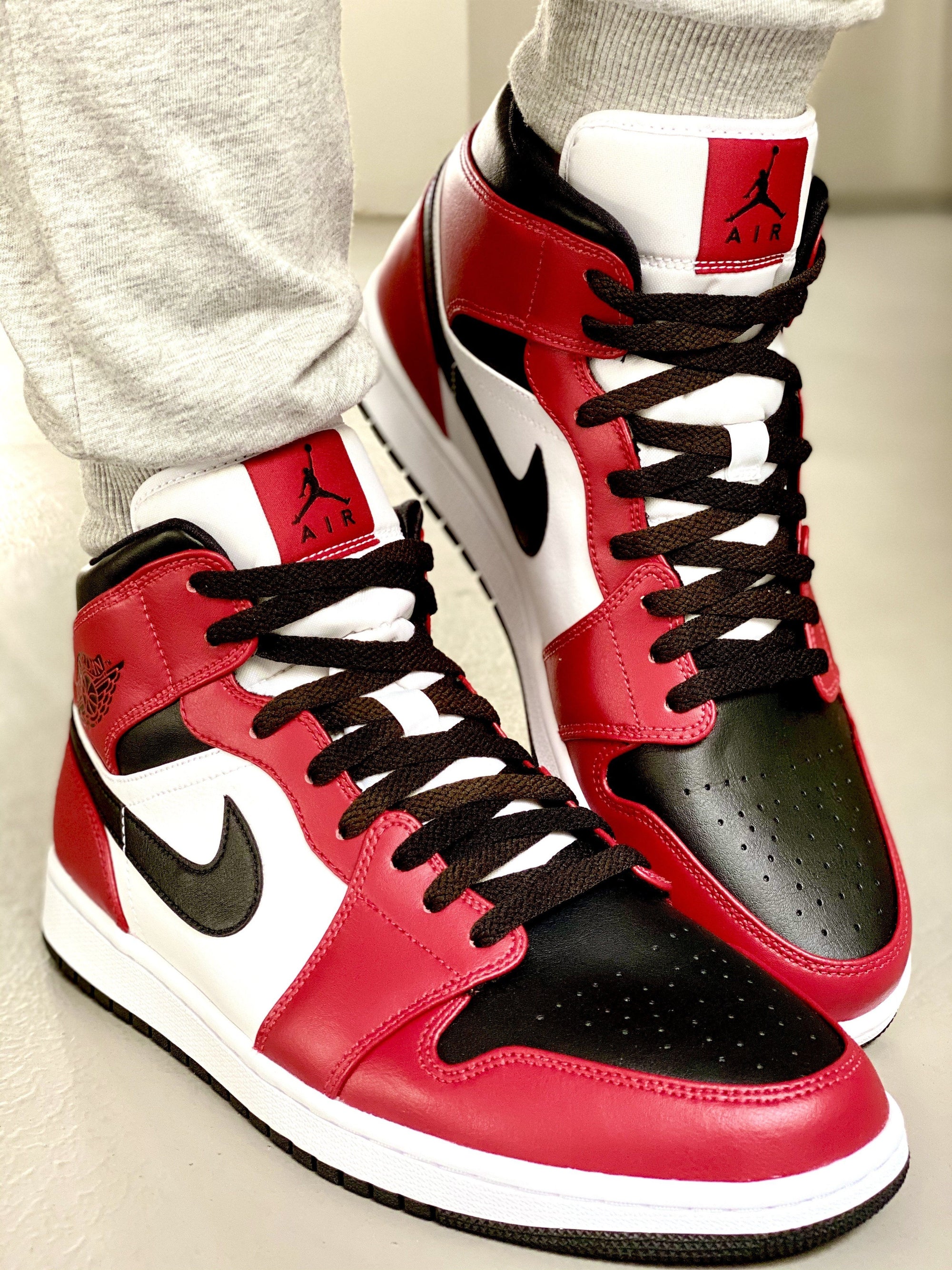 air jordan 1 red shoelaces