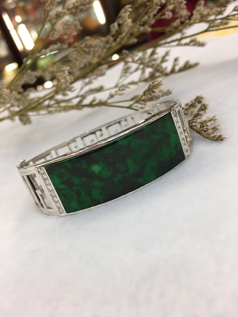 oval jade bangle