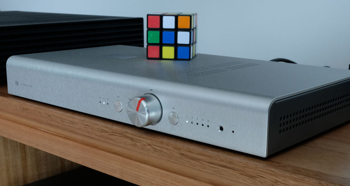 Schiit Audio Freya S balanced preamplifier`