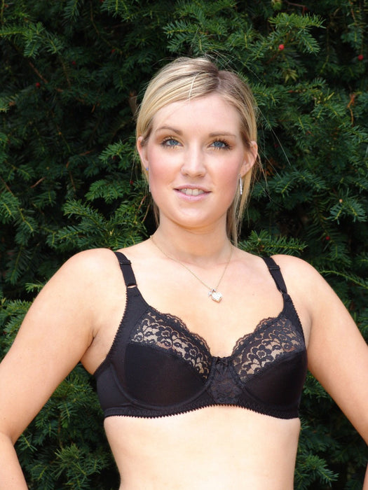 Berdita Black Comfort Non Wired Full Cup Support Bra.