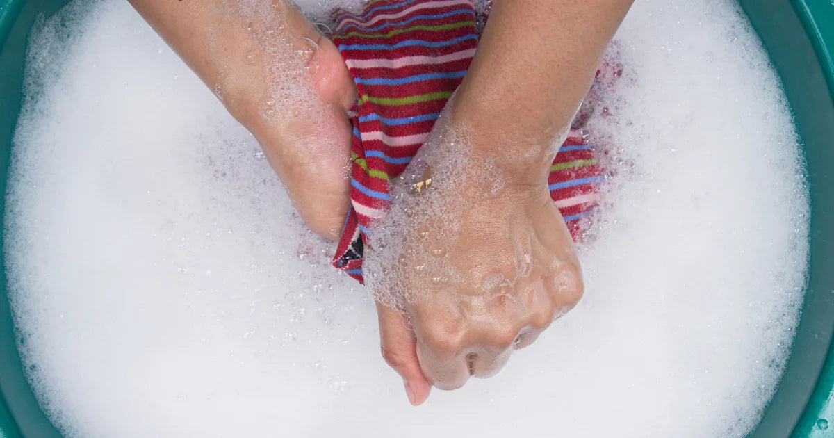 Lavage des couches lavables à la main avec savon naturel Nettiva – Ma Boule de Couches®