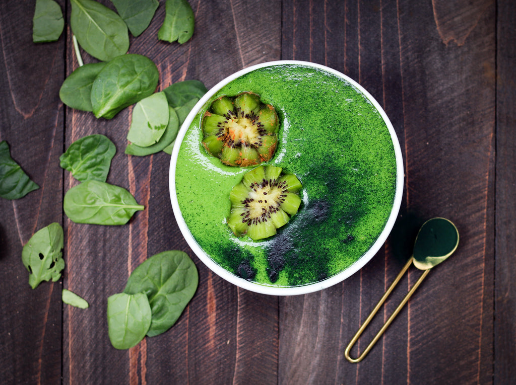 vital greens smoothie bowl