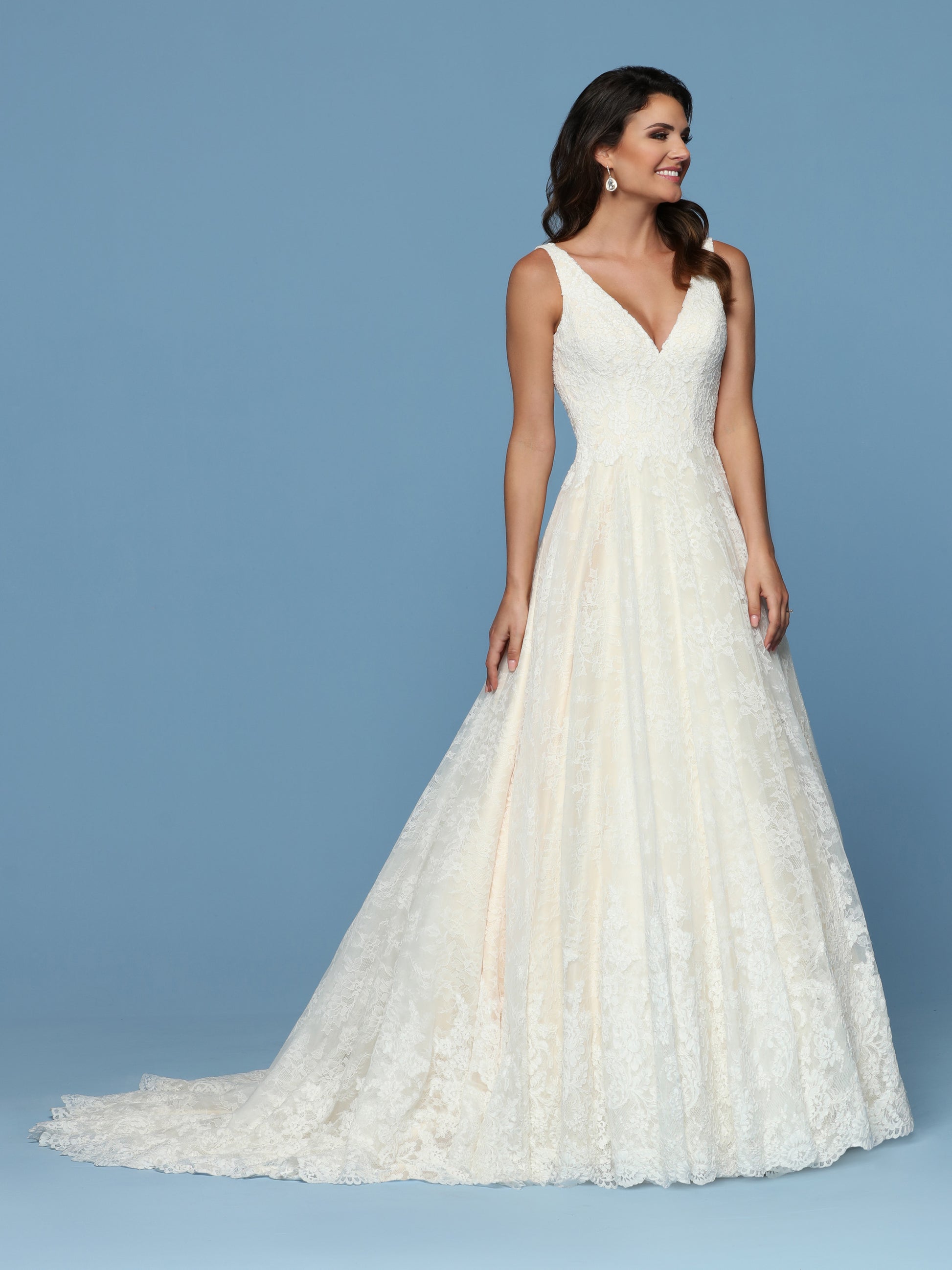 Davinci Bridal 50570 All over Lace V Neck Wedding Dress Corset Train S ...