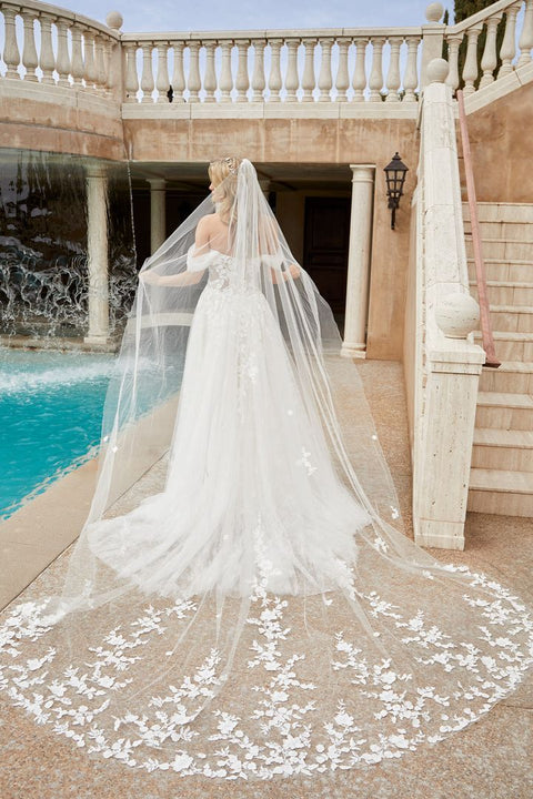 Casablanca Bridal 2447V Veil to Match Gown 2447 Cathedral Length Tulle and Lace One Size Cathedral Length / Ivory/Ivory