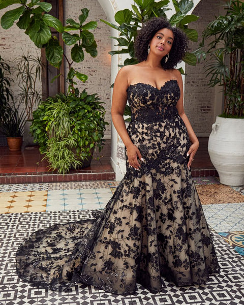 Floral Lace Black Wedding Dress With Deep V-back, Black Lace Bridal Dress  Long Sleeves Plus Size Botanical Floral Wedding Dress Rosaleen -  Canada