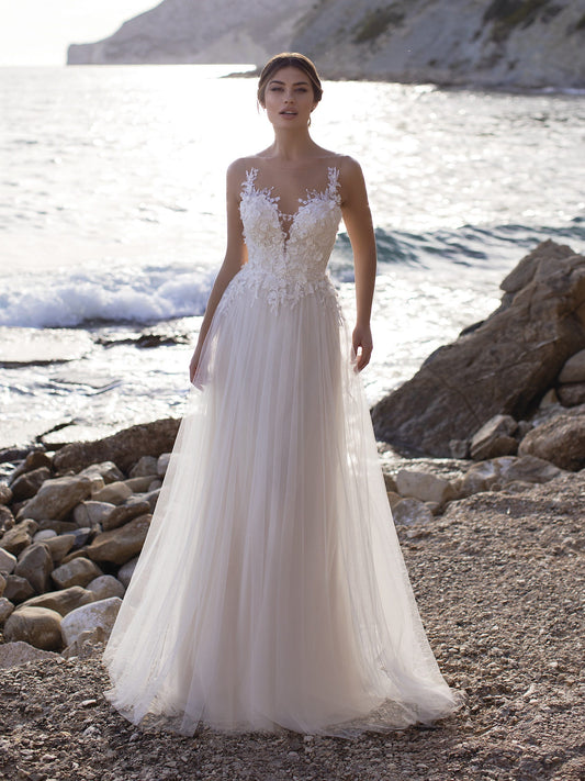 White One Bridal NICKI Size 16 Pronovias Wedding Dress Shimmer Tulle P –  Glass Slipper Formals