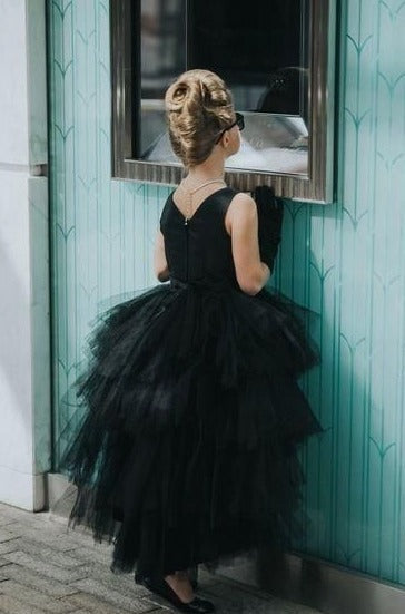 Gradient Flower Girl Dress With Tiered Tulle Fluffy Skirt. 