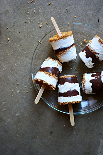 frozen smores pops at littleinspiration.com