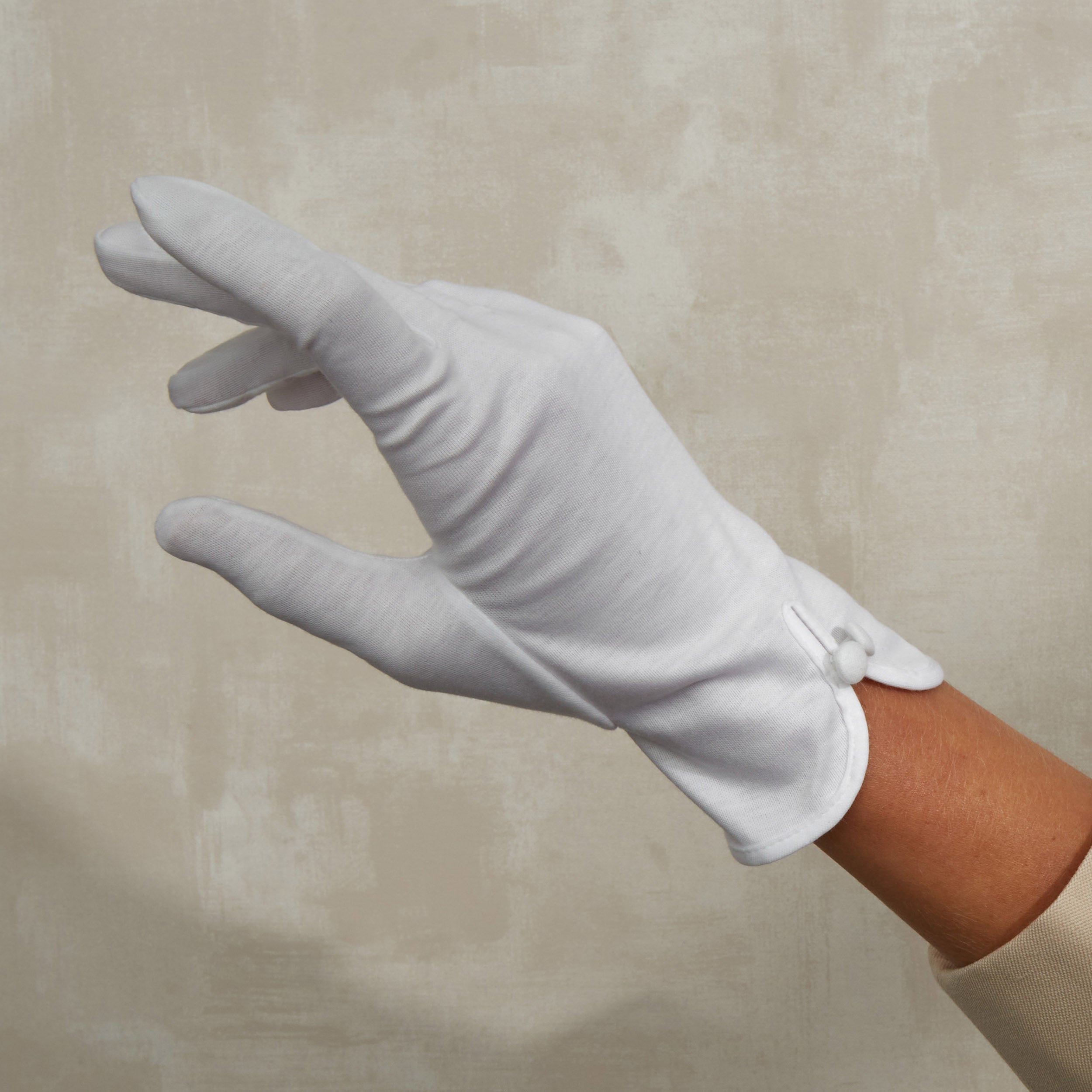Cornelia James - White Cotton Day Gloves - Isla - Size Large (8½) - Handmade Cotton Gloves by Cornelia James product