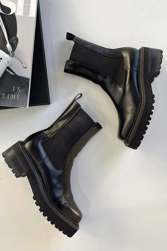 Jenna Boots - Black – Thats So Fetch