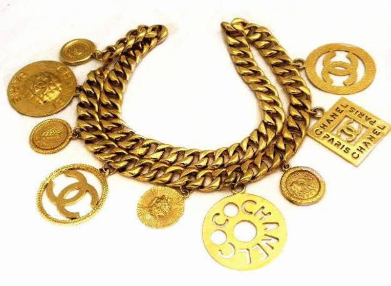 september Couscous Signaal Vintage Chanel Belts, including leather, chain and gripoix-VeryVintage –  Very Vintage