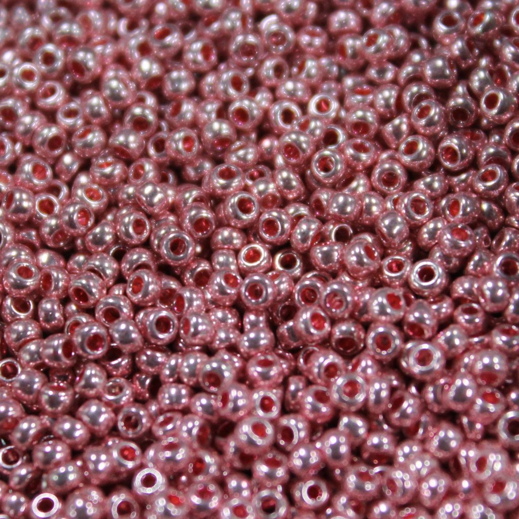 Miyuki Round Rocaille Seed Bead 8/0 Silver Lined Cherry Red, Size: 3 Grams