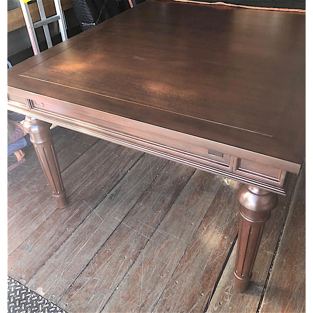 Classic Colonial Fluted Leg Dining Table With Center Extension Mortise Tenon