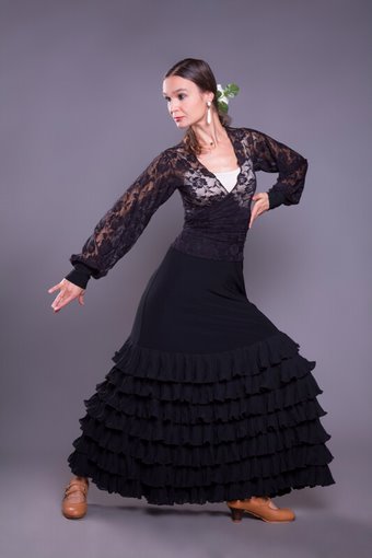Falda flamenca Ageri de baile flamenco de uso profesional y ensayo