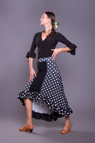 Falda flamenca Cala de baile flamenco de uso profesional y ensayo.