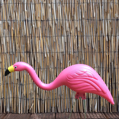 plastic flamingos bulk