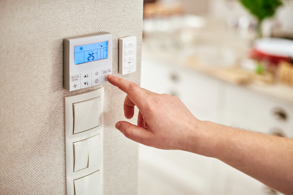 Digital Thermostat and Mechanical Thermostat