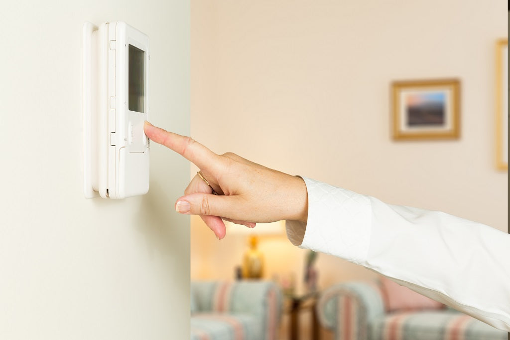 Thermostat HVAC Summer Maintenance Tips 