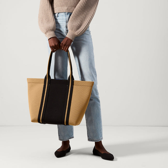 The Essential Tote in Camel and Black | Bags & Accessories | Rothy's