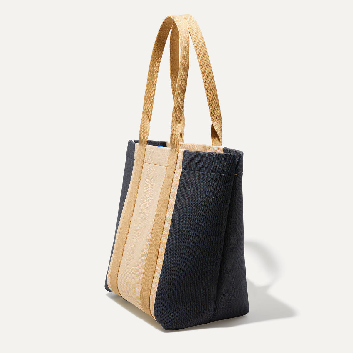 The Essential Tote in Ink & Ivory | Bags & Accessories | Rothy's