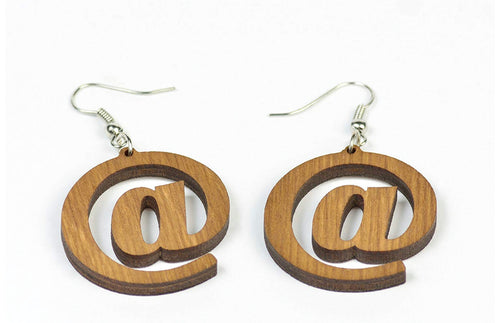 Wooden @ earrings set, brown.