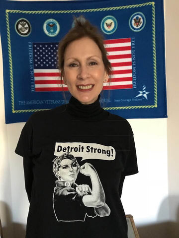 Rosie the riveter Detroit strong T-Shirt