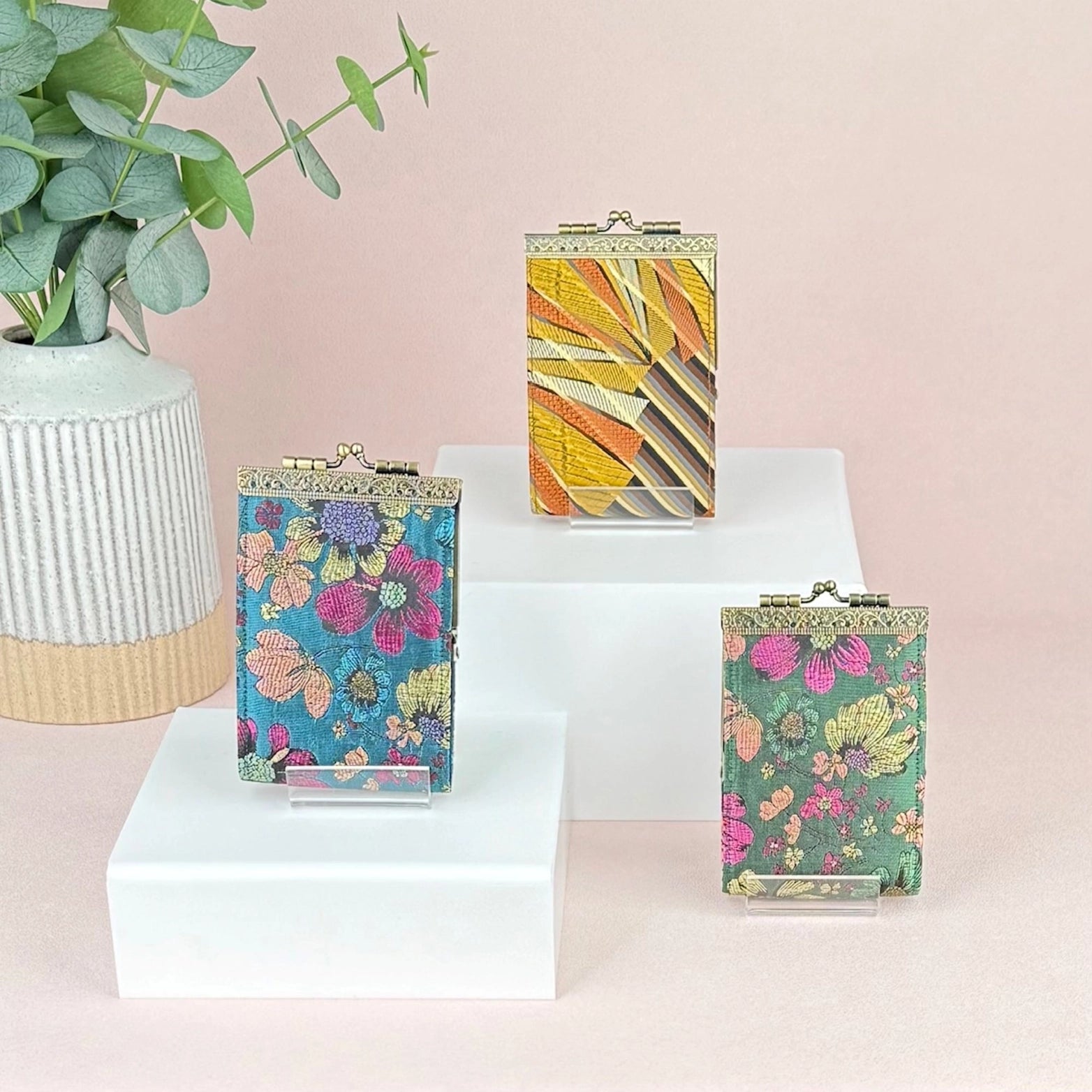 BAMBOO BROCADE CARD HOLDER WITH RFID PROTECTION