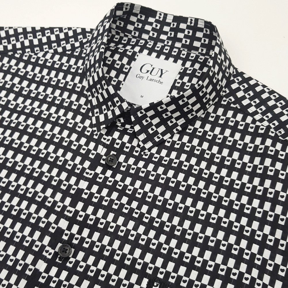 Guy Laroche เสื้อเชิ้ตลำลองแขนสั้น SLIM FIT สีดำ DAC5200S3BL ป้ายแบรนด์ Guy Laroche