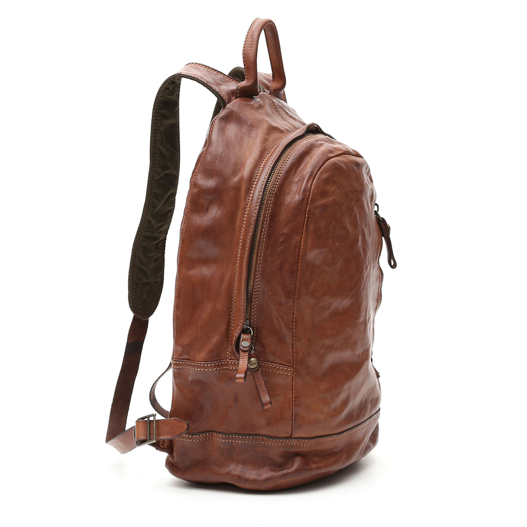 Campomaggi Leather Backpack with Front Zip — Fendrihan