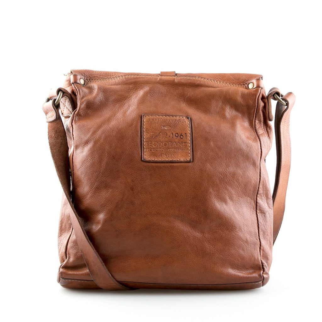 Campomaggi C0920 Italian Leather Shoulder Bag, Cognac — Fendrihan