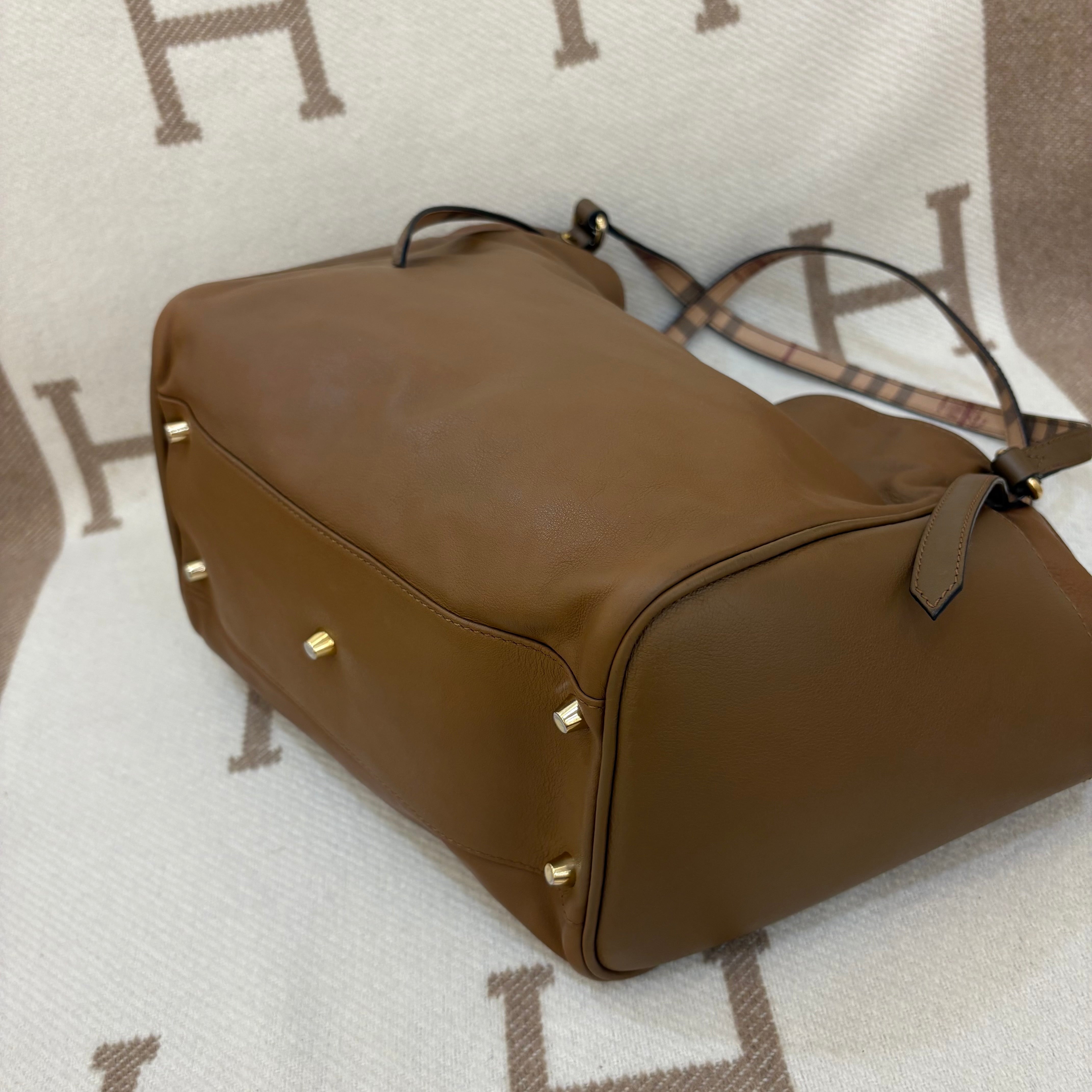 Burberry Small Canterbury Tote Calfskin Brown - 0221m22-10_3d86020b-ff7f-4980-8ddf-364f9d5a2dfd