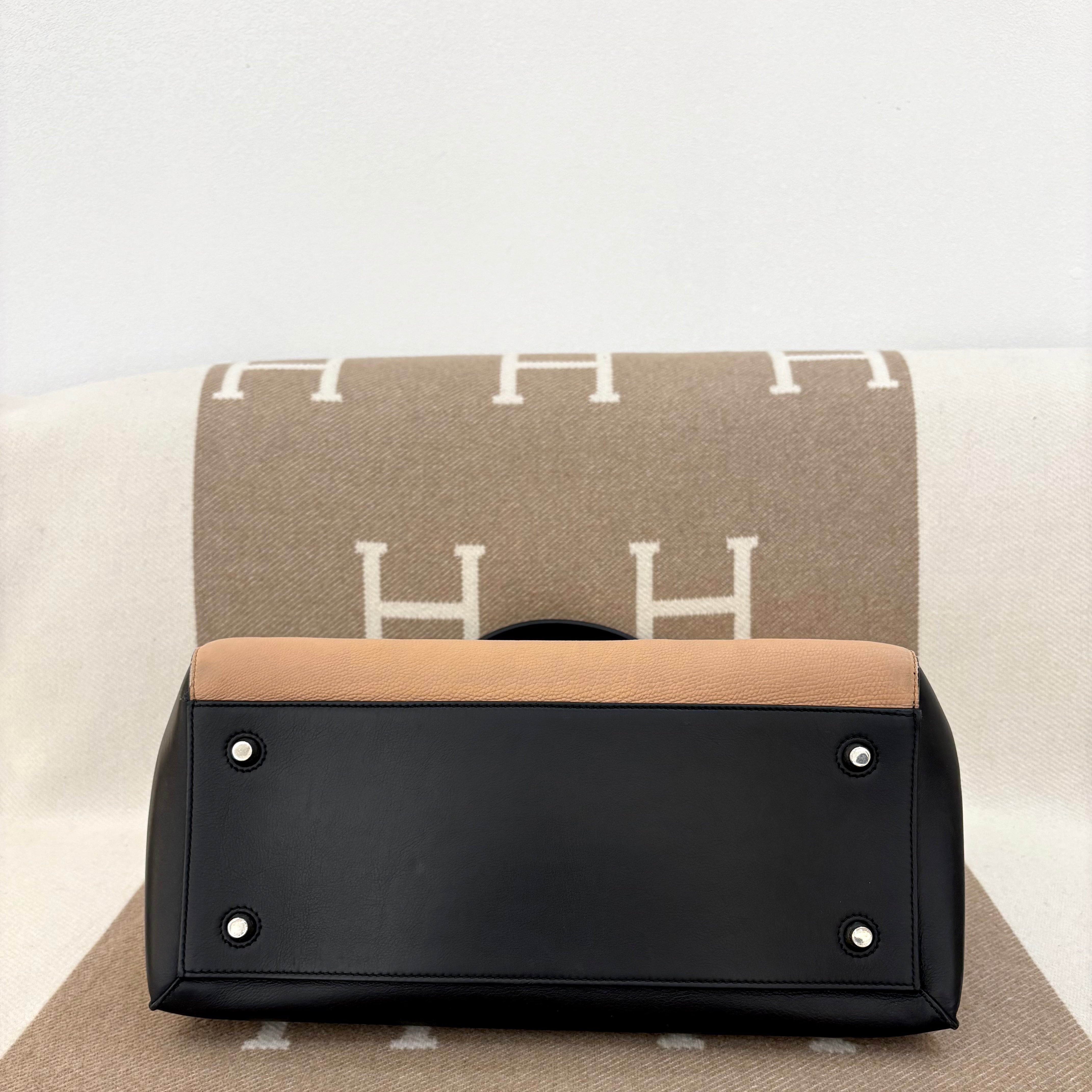Celine Large Edge Calfskin Black Light Brown - 0221m26-6_2f0955f0-59a9-4337-81f5-5b21558f3c03