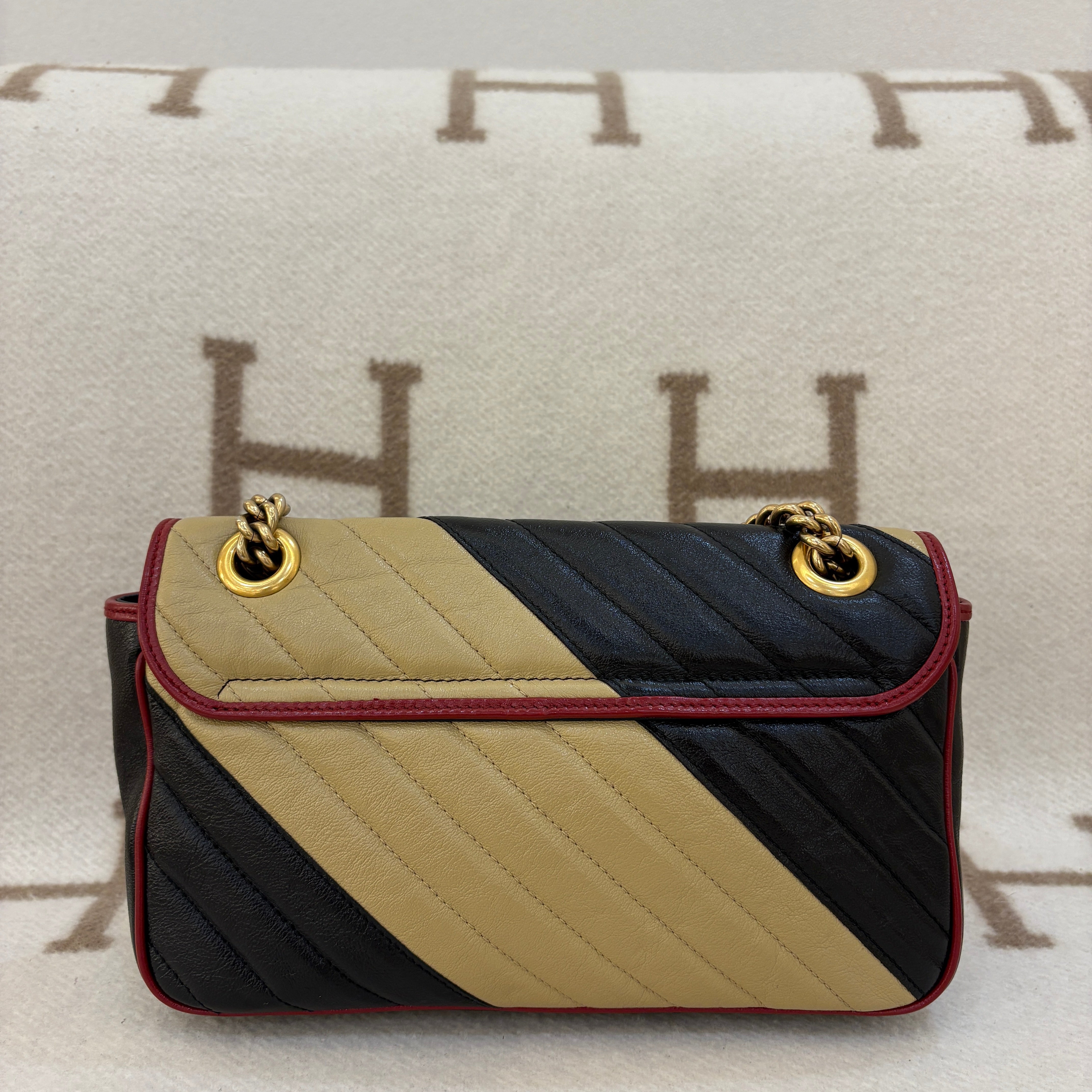 Gucci Medium GG Marmont Calfskin Black Khaki - 0408m2-5_1d24be8f-6757-4fb1-add4-c62e56d35ff4