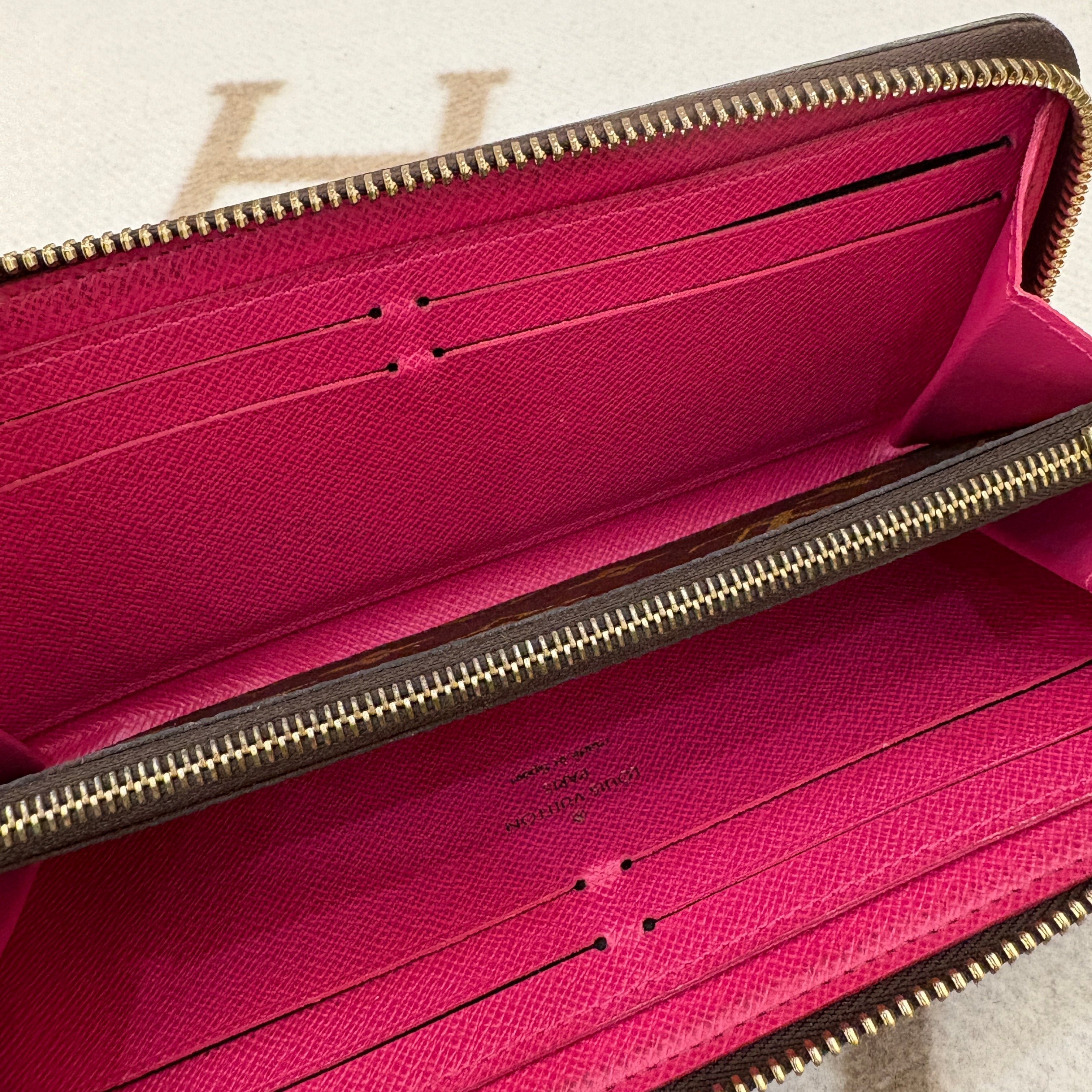 Louis Vuitton Zippy Wallet Monogram Brown Dark Pink - 0429t2-11_960a4578-d75c-4f5a-9ffe-7acae6a971a8