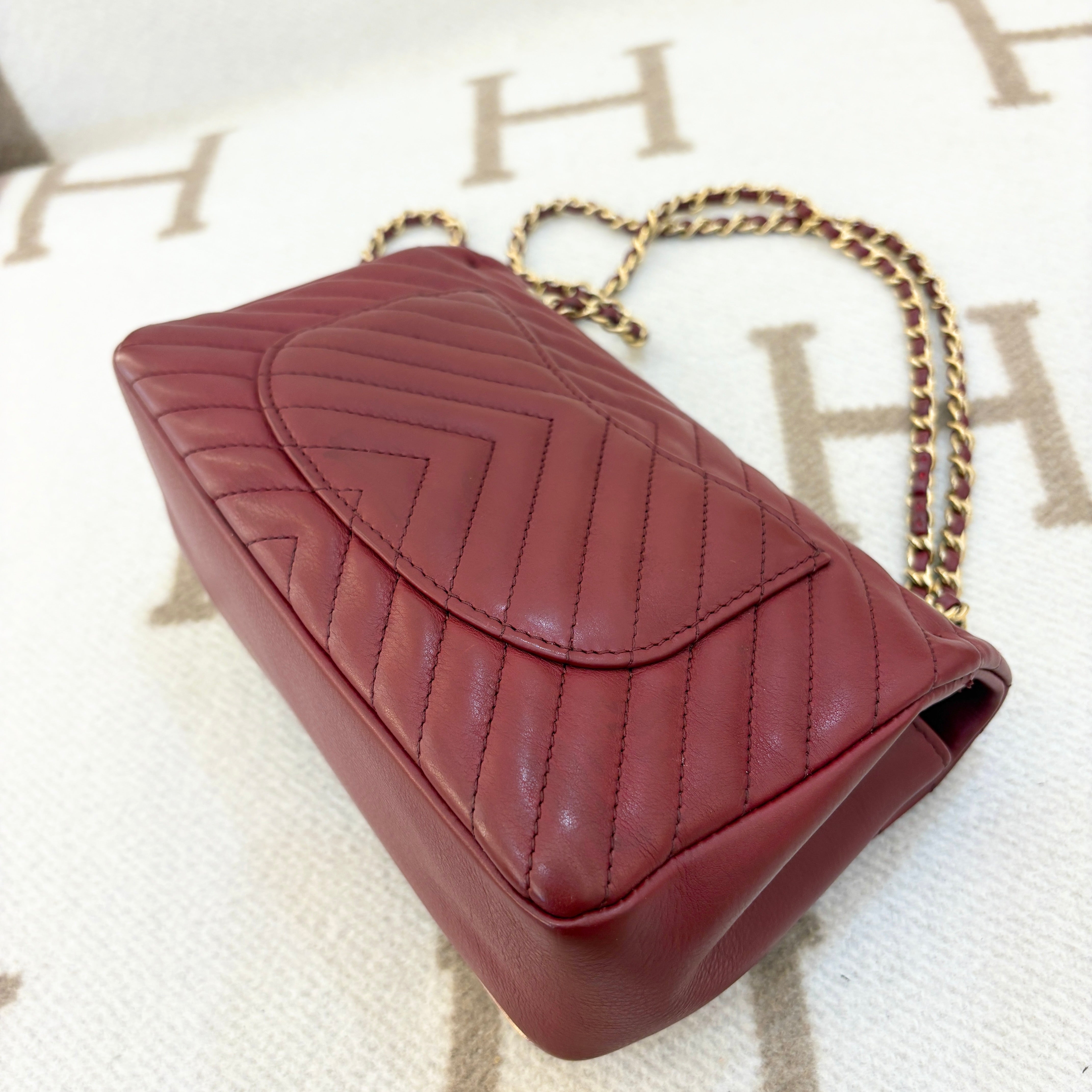 Chanel Mini Flap Calfskin Burgundy Gold - 0524s2-10
