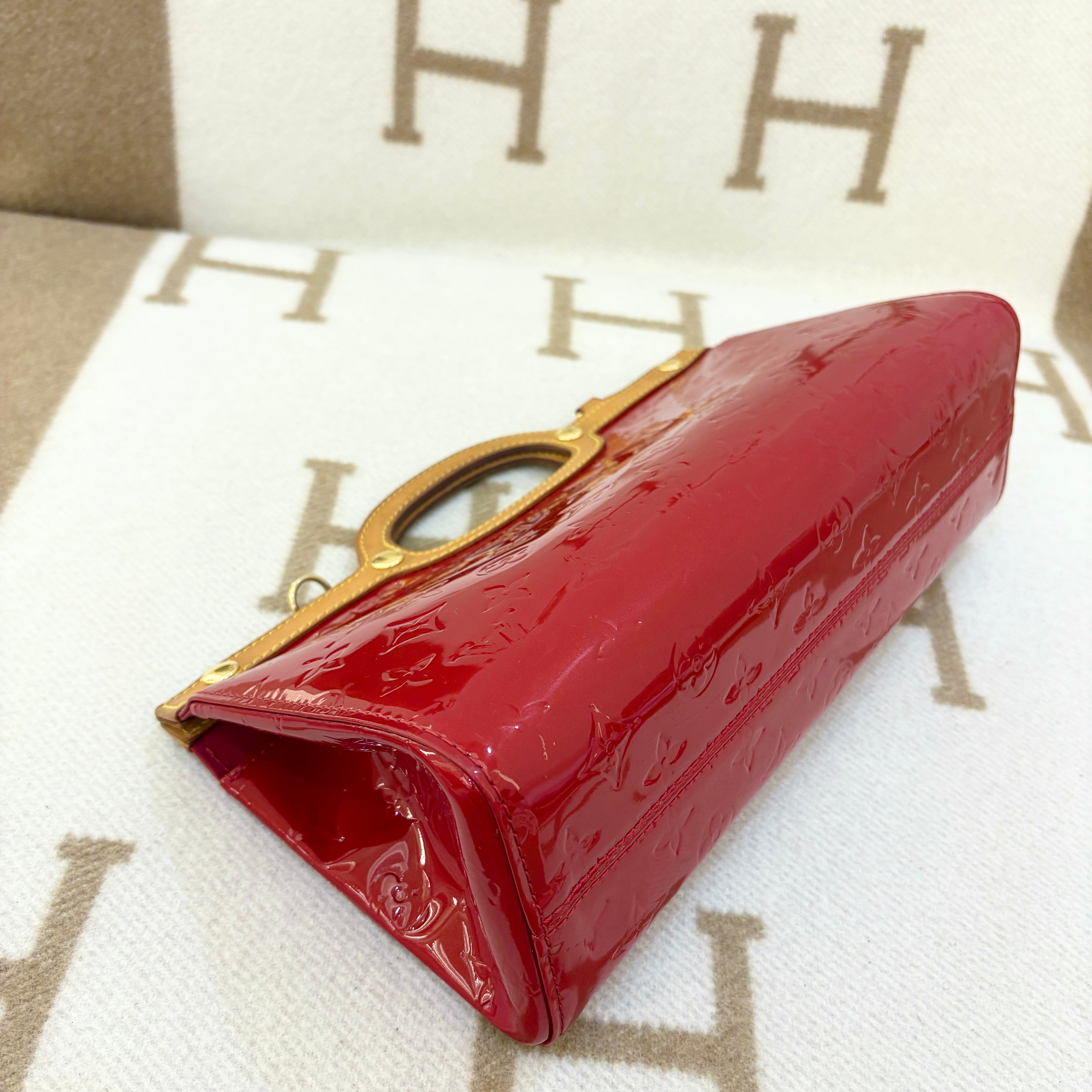 Louis Vuitton Roxbury Drive Vernis Red Brown - 0602p1-9_d0a50646-2f3f-4d35-9528-b438206f7309