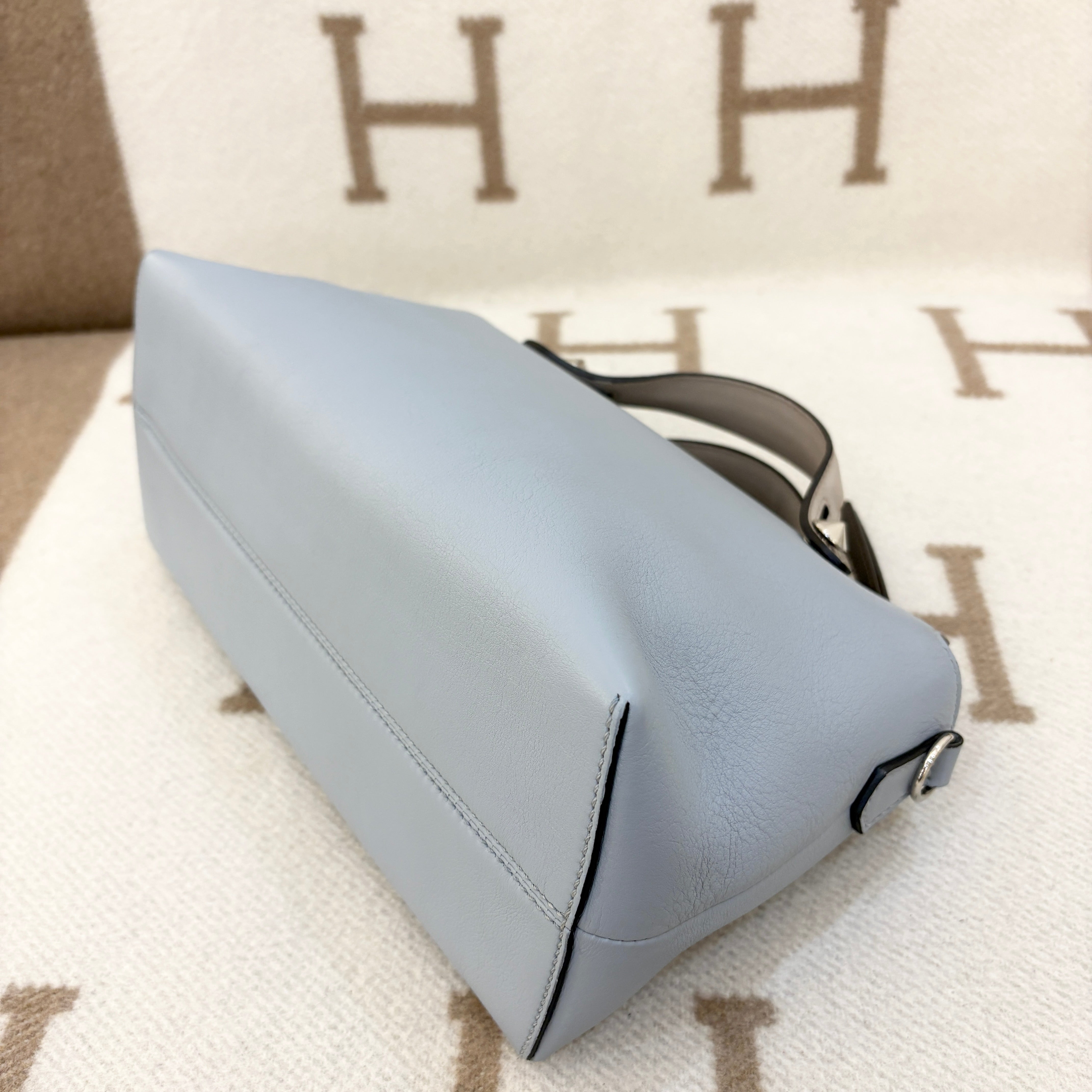Fendi By The Way Medium Calfskin Light Blue - 0603p1-8_0a85a579-979f-4e6c-842f-cf7e34157b7c
